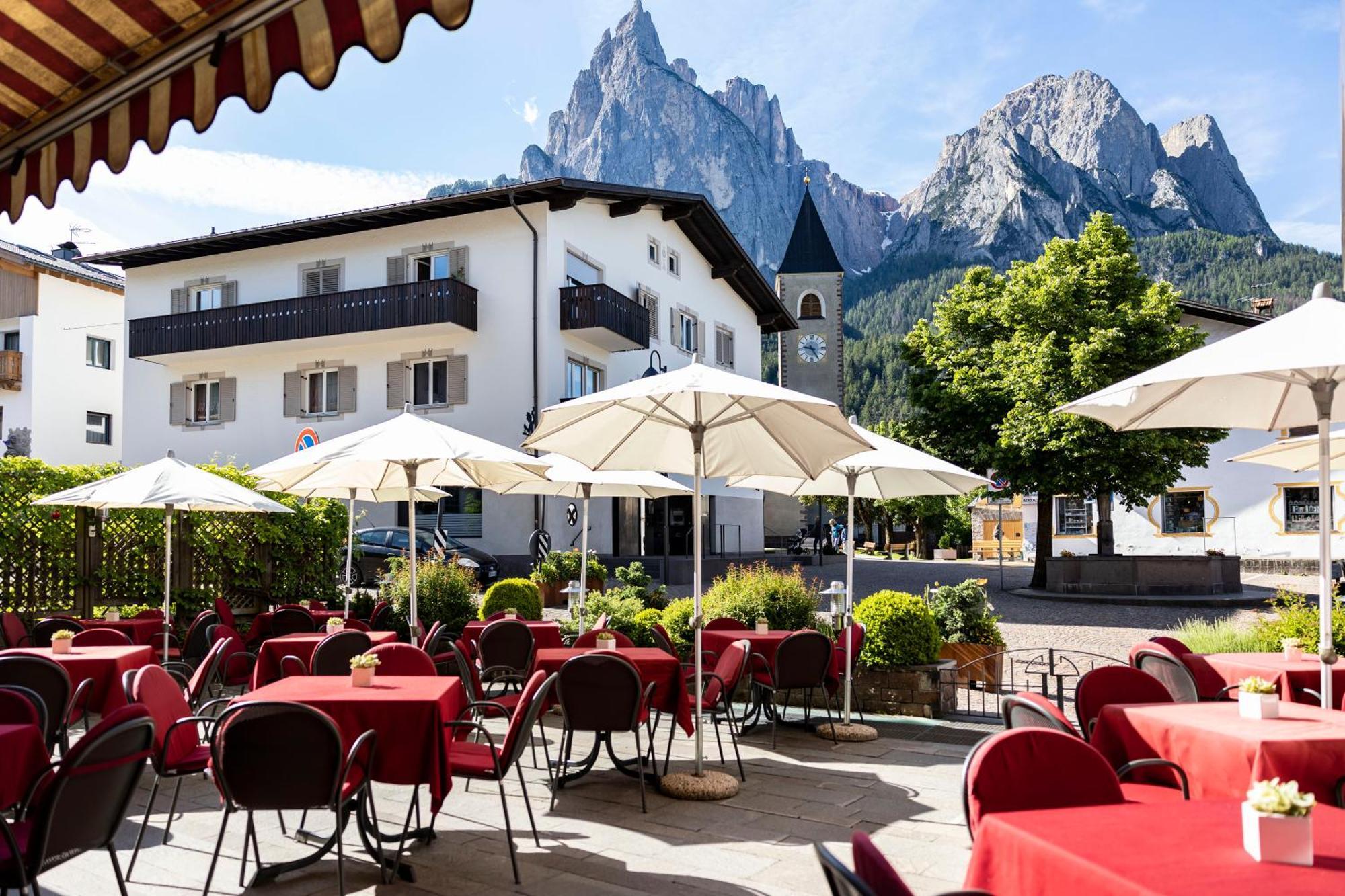 Artnatur Dolomites Hotel & Spa Seis am Schlern Buitenkant foto