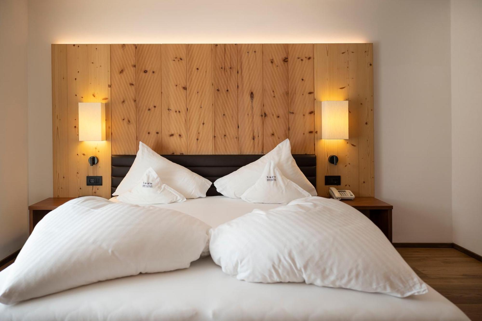 Artnatur Dolomites Hotel & Spa Seis am Schlern Kamer foto