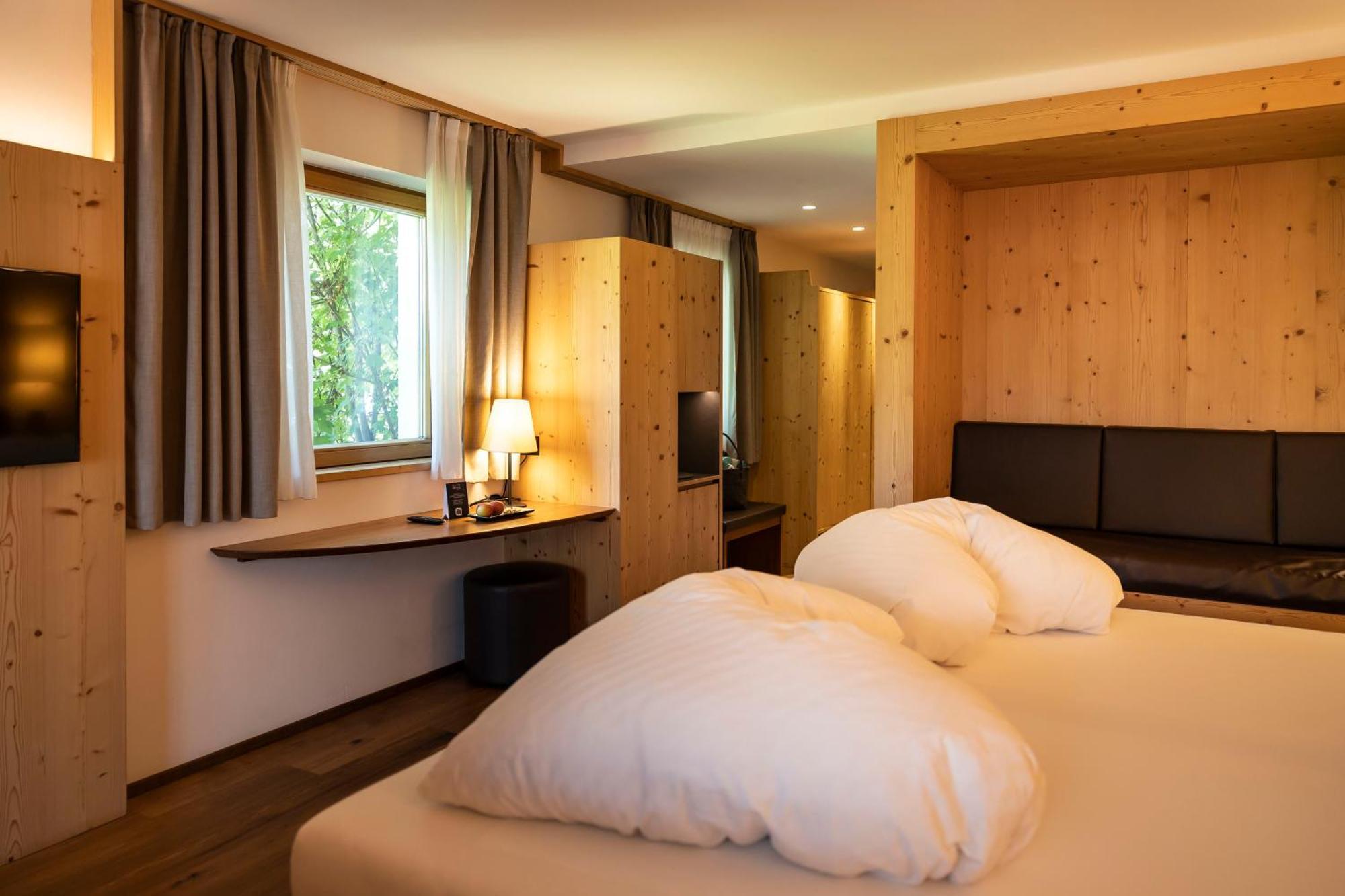 Artnatur Dolomites Hotel & Spa Seis am Schlern Kamer foto