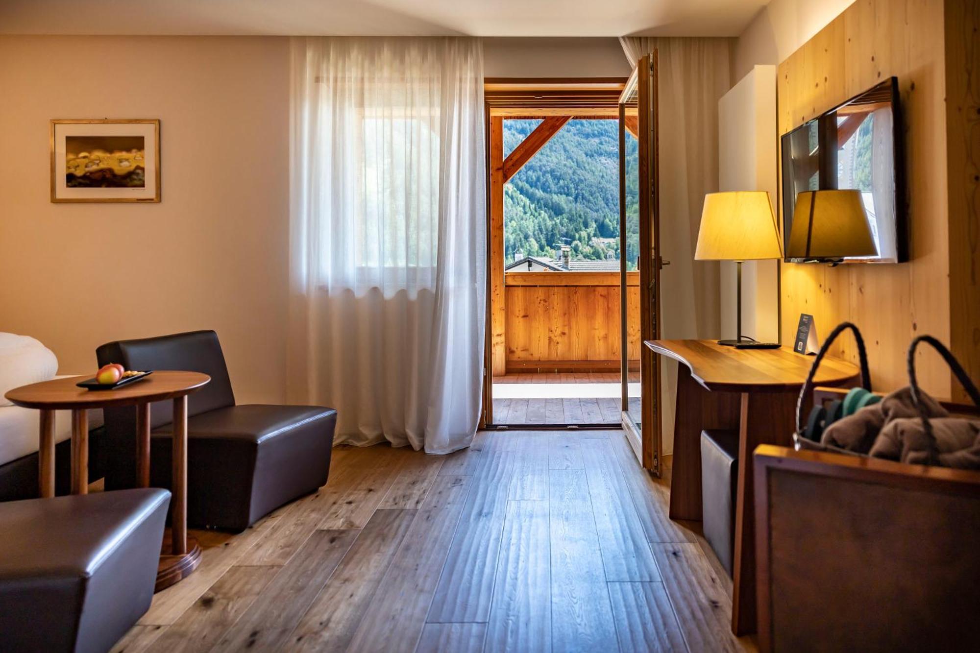 Artnatur Dolomites Hotel & Spa Seis am Schlern Kamer foto