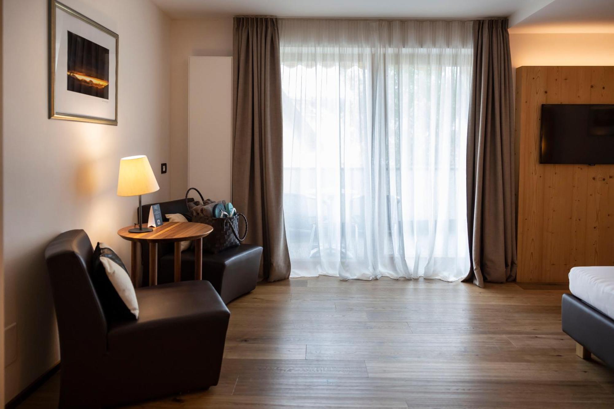 Artnatur Dolomites Hotel & Spa Seis am Schlern Kamer foto